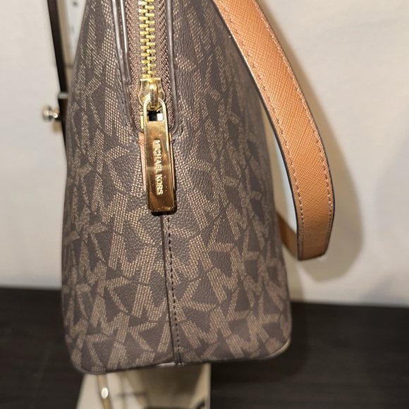 MICHAEL KORS Cindy Dome Satchel MK LOGOBROWN - Picture 8 of 16